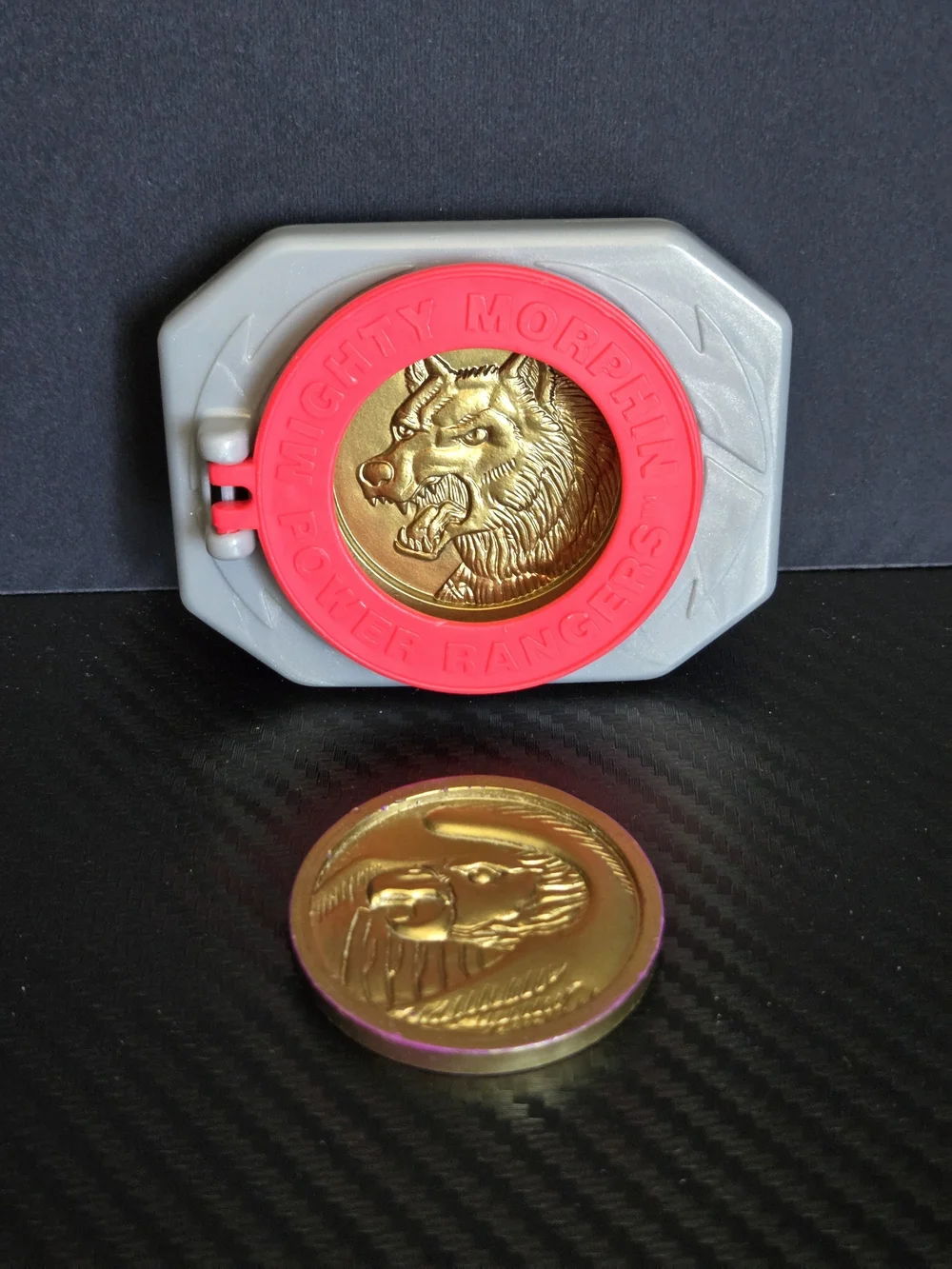 1995 Mighty Morphin Power Rangers Morpher Belt Buckle and 2 Coins McDonald's